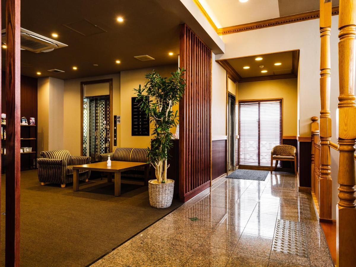Hotel Azat Naha Zewnętrze zdjęcie