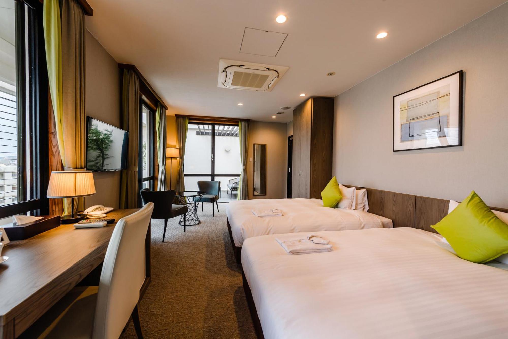 Hotel Azat Naha Zewnętrze zdjęcie