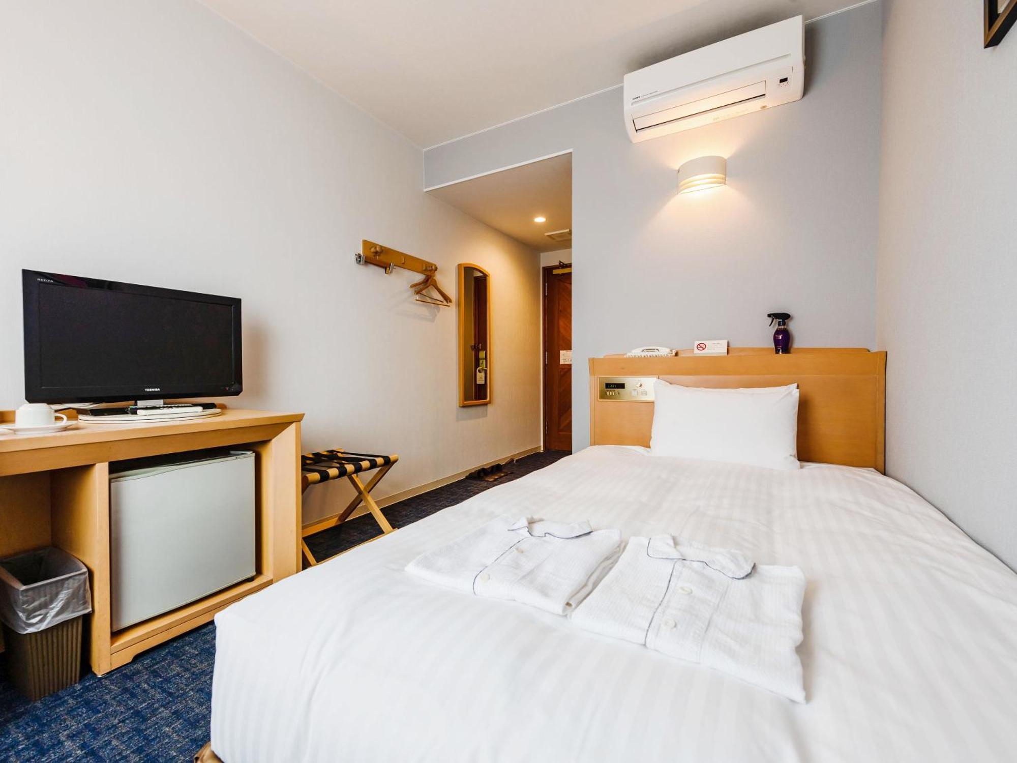 Hotel Azat Naha Zewnętrze zdjęcie